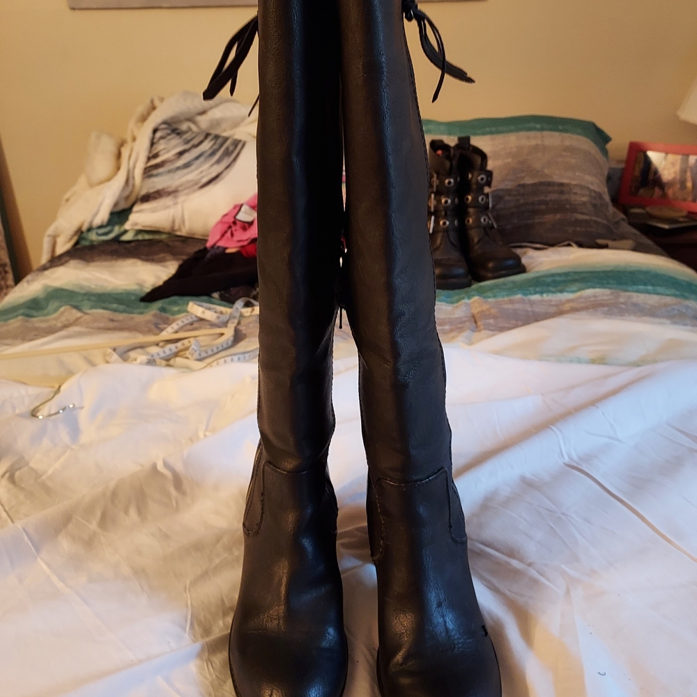Crown Vintage Black Knee High Heeled Boots